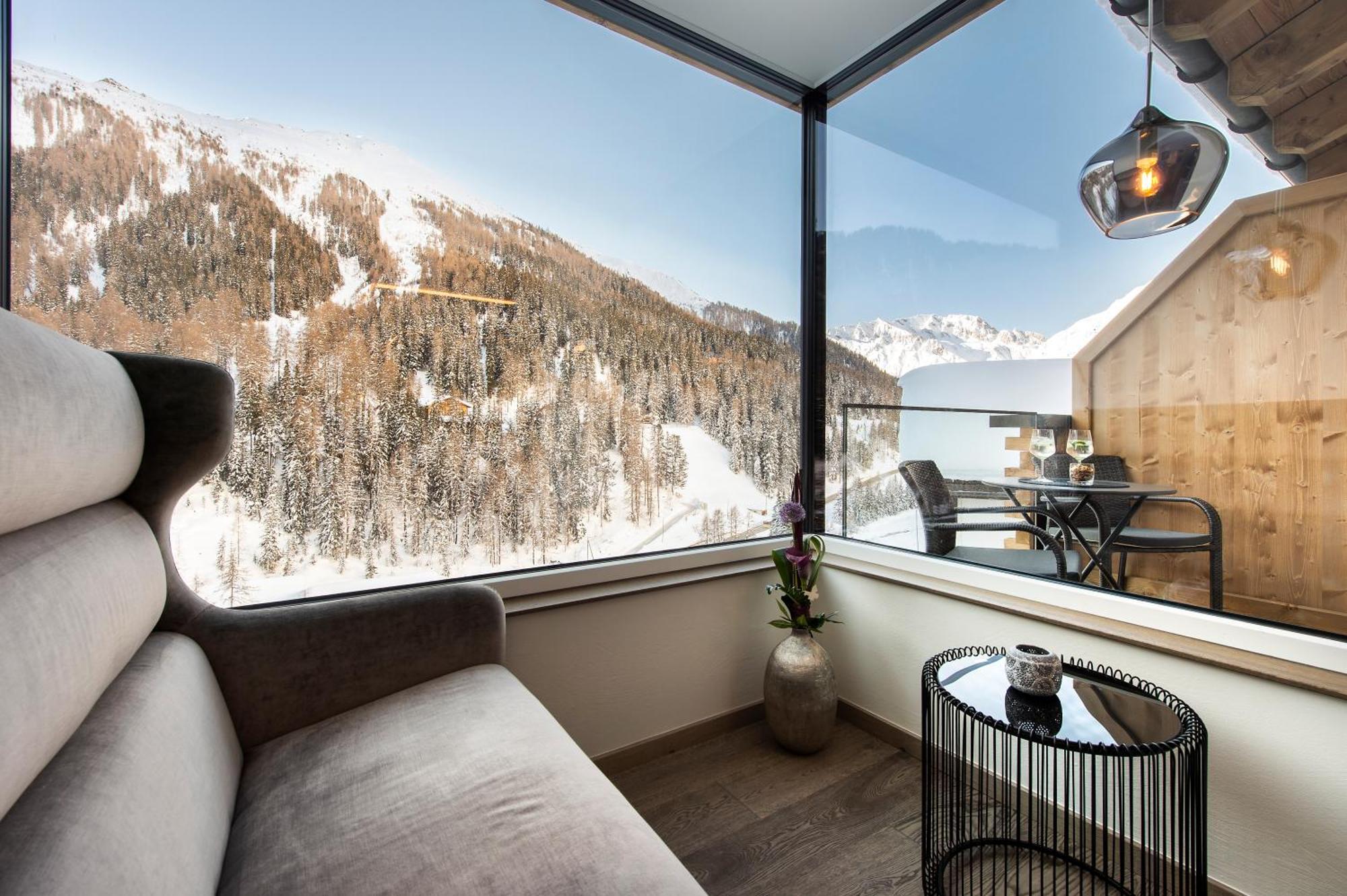 Laret Private Boutique Hotel - Adults Only Samnaun Bagian luar foto