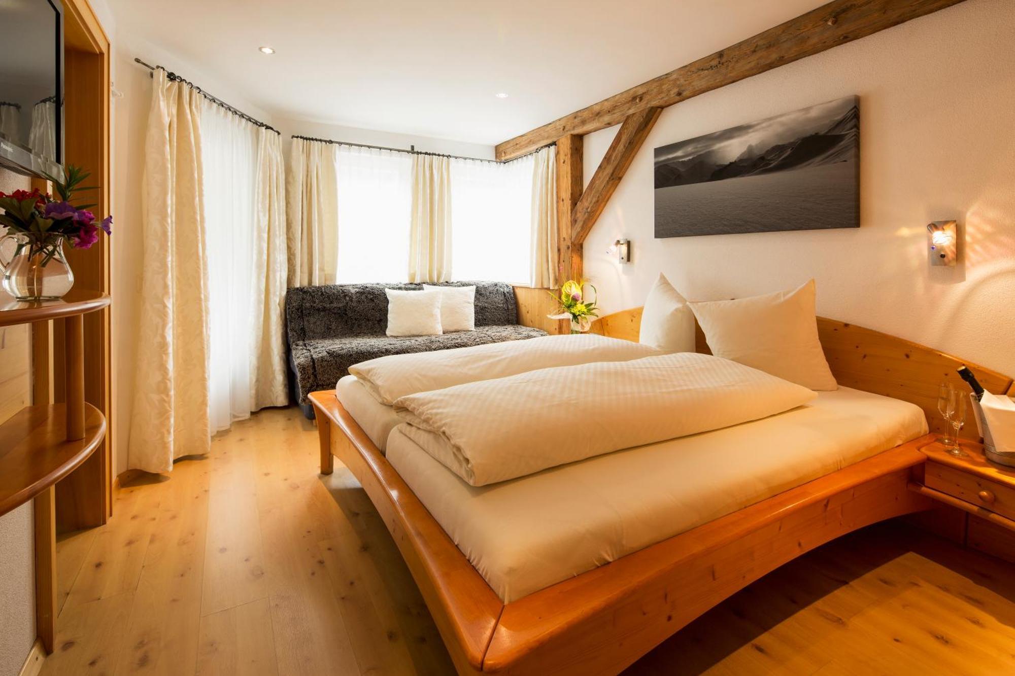 Laret Private Boutique Hotel - Adults Only Samnaun Bagian luar foto