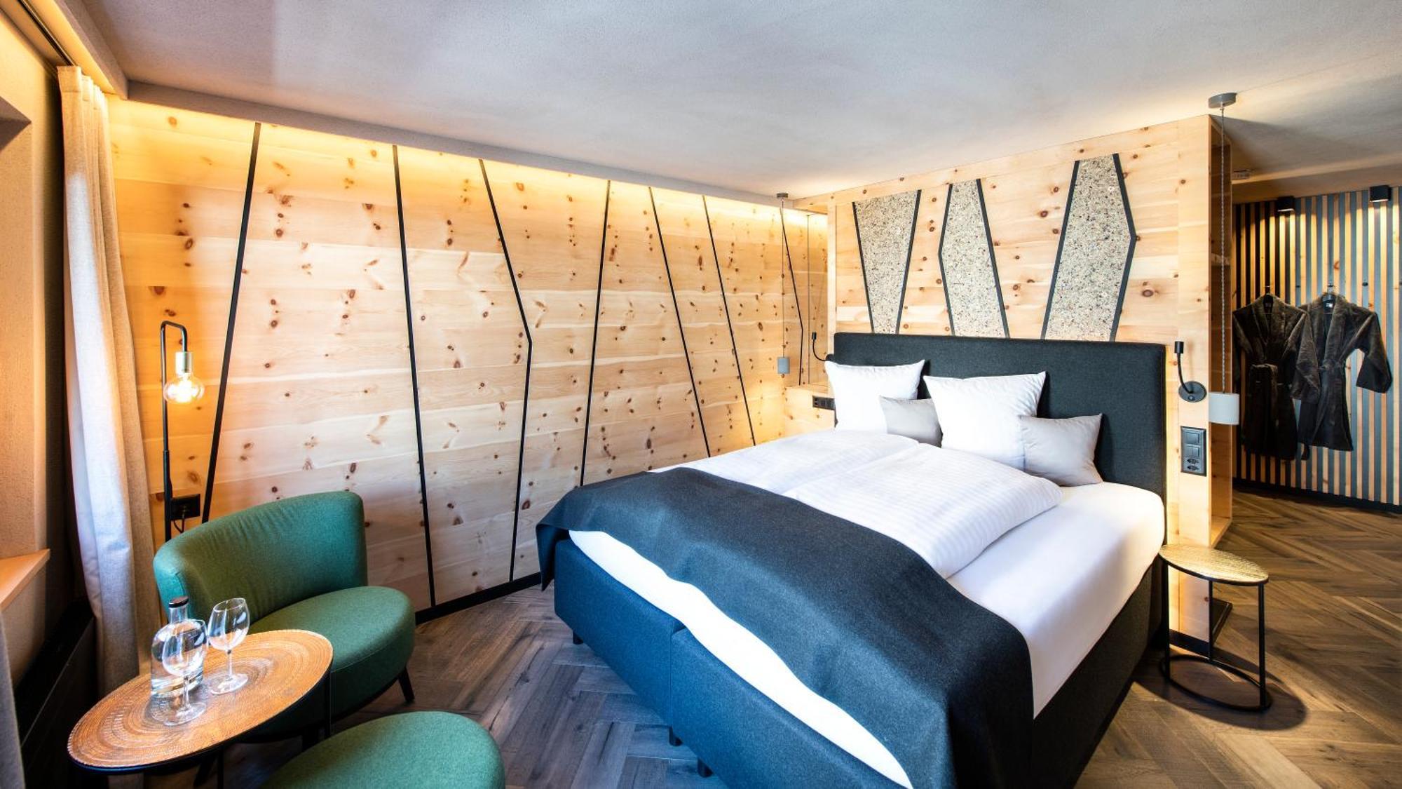 Laret Private Boutique Hotel - Adults Only Samnaun Bagian luar foto