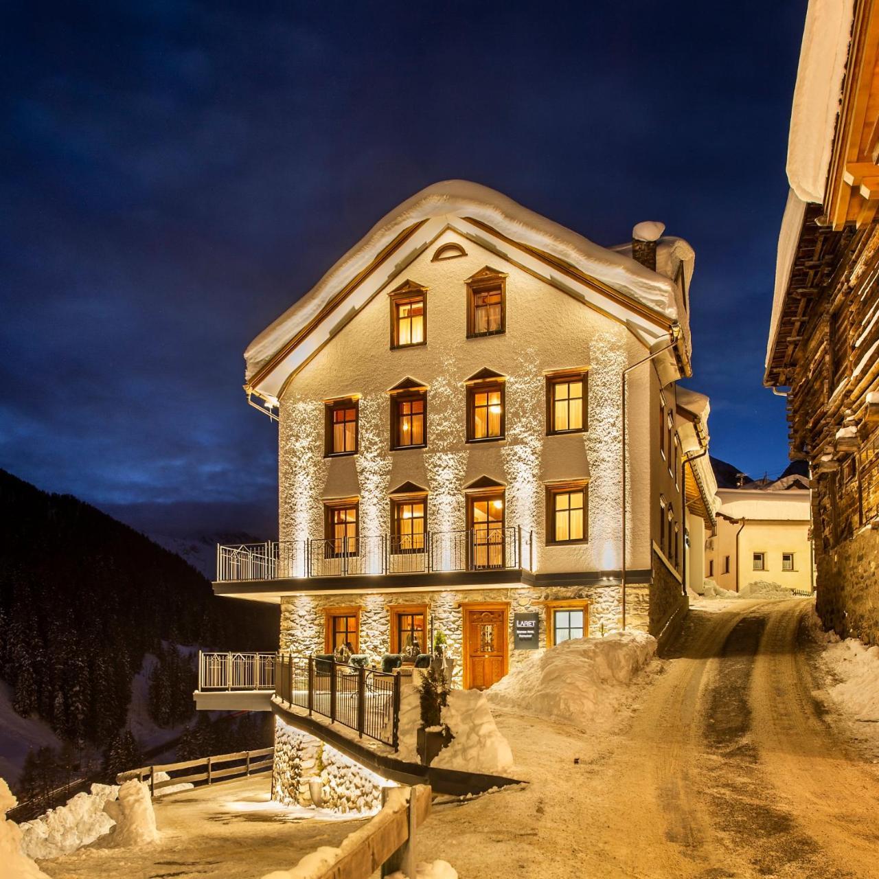 Laret Private Boutique Hotel - Adults Only Samnaun Bagian luar foto